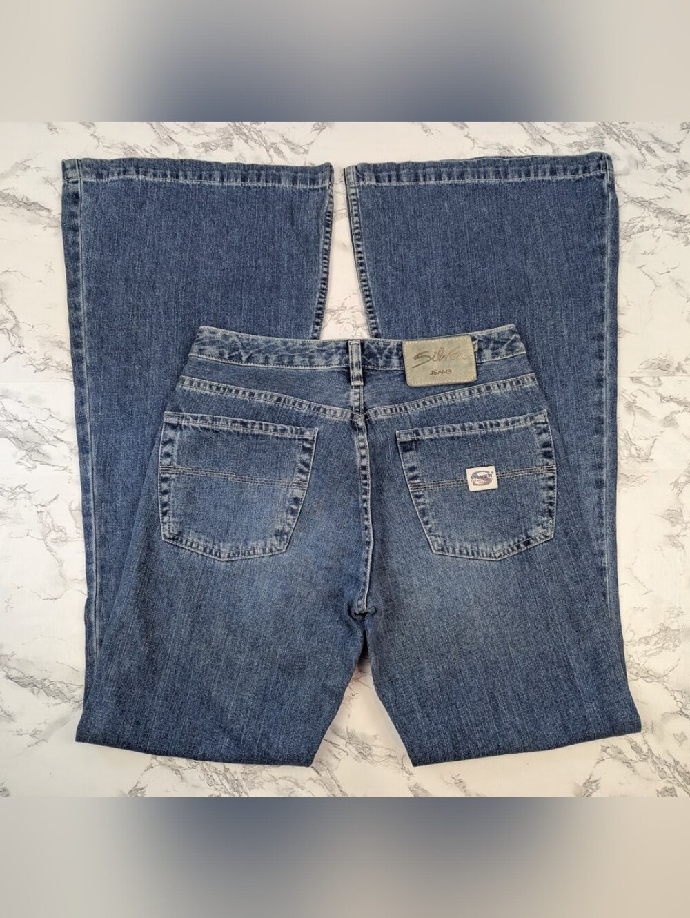 VTG Y2K Silver Jeans Sz 28 Suki Mid Rise Slim Bootcut 100% Cotton Denim